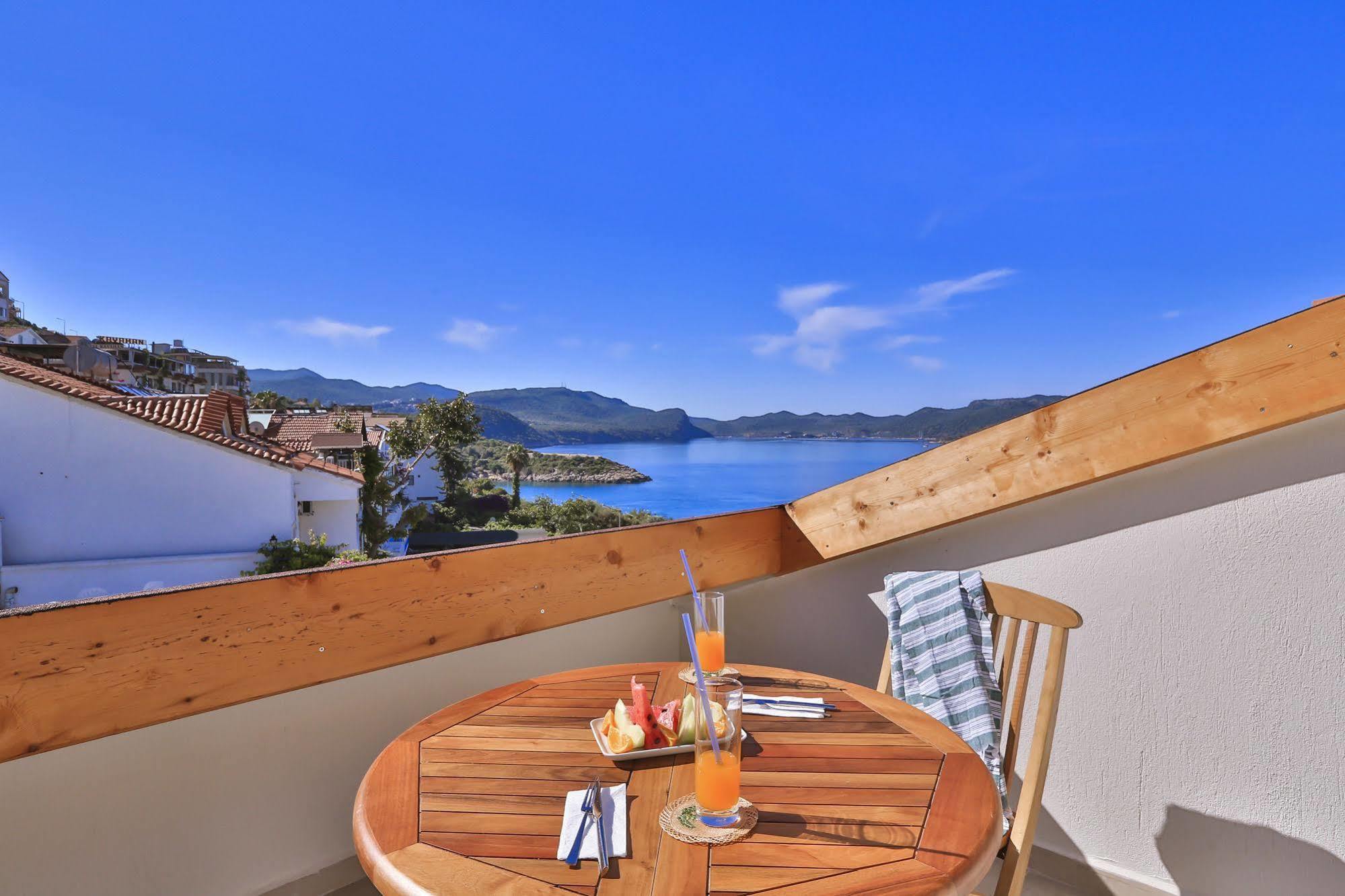Livia Hotel Kaş Ngoại thất bức ảnh